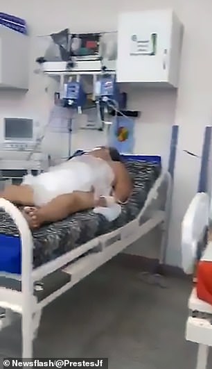恐怖！英媒曝巴西醫院內部視訊：正接受治療的新冠肺炎病人身旁，躺好康具屍體 國際 第4張
