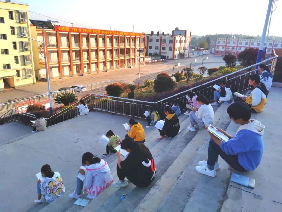 走进旧县中学,观第一轮模考风采