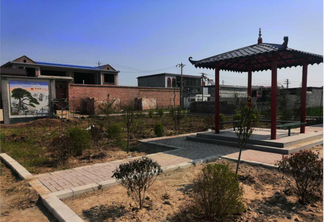 固城镇规划建设小游园扮靓宜居新乡村