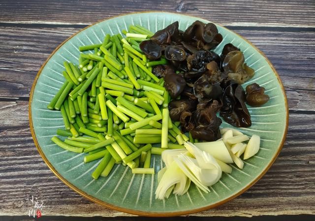 去腥增香效果最好的调料粉 576f73b4d65240dfb8441727b48372bf.jpeg