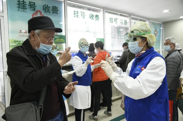 聋人口罩_戴口罩的卡通图片(2)