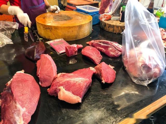 猪肉16元牛肉25元斤疫情下的泰国菜市隔离期间的世外桃源