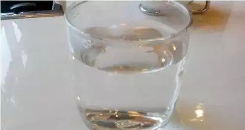 早上第一杯水喝什么,医生都推荐它!_温水