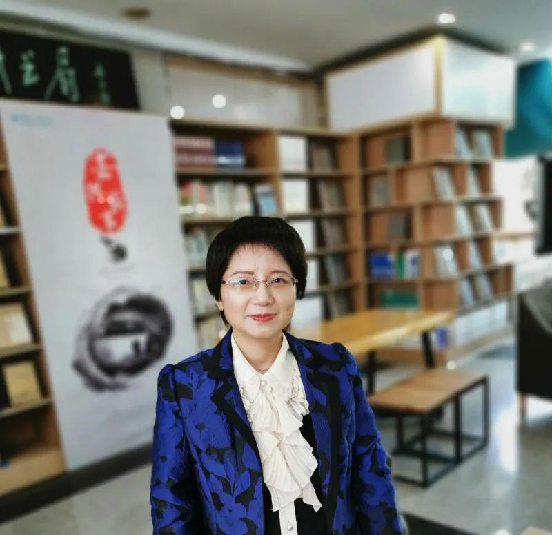 在这个春天"走进"全省11个地市图书馆,11地市图书馆馆长连续上线,围绕