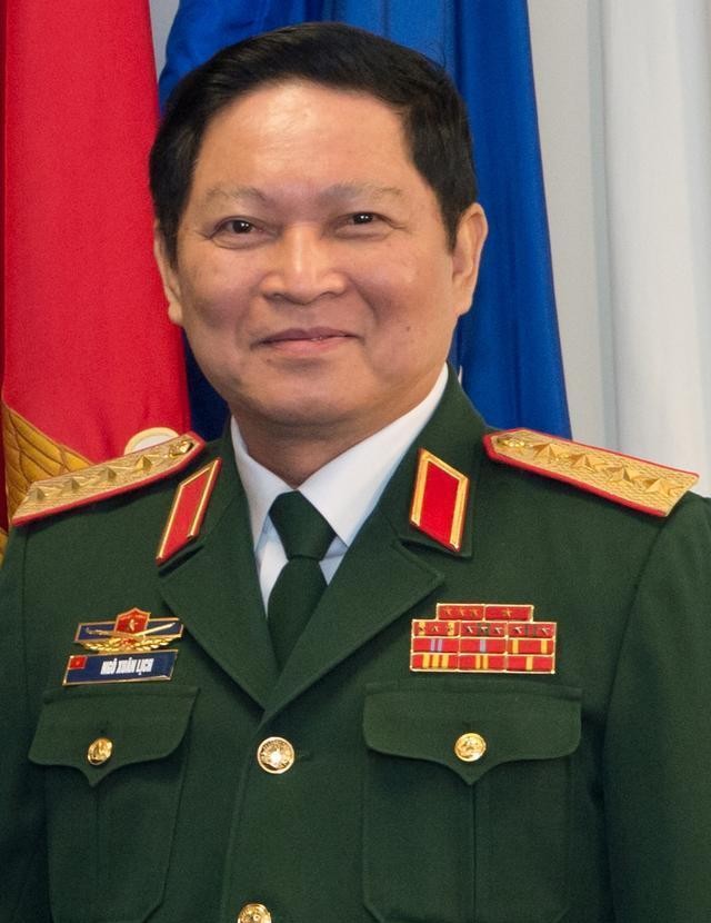 越南国防部长是大将军衔,一身红红的勋表都代表了什么