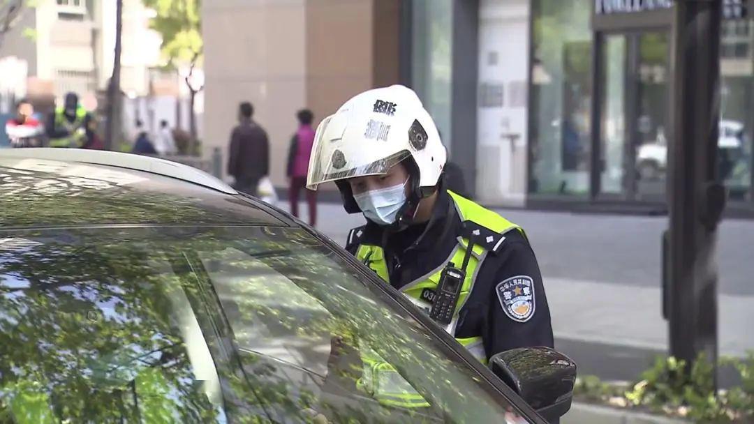 怎么成为网约车豪车司机 dcf210167d2f41e5b07d9aa13271df91.jpeg