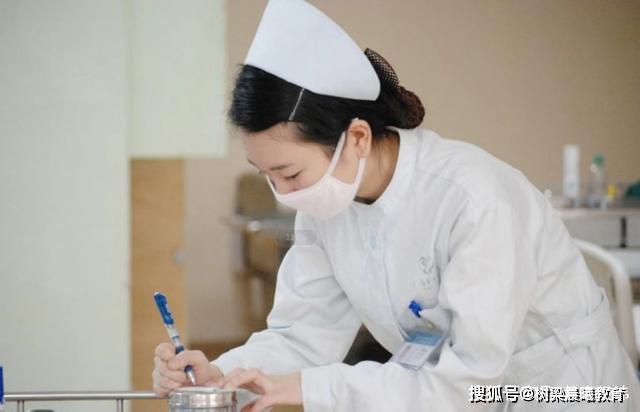 专业■这6类适合女生的专业，毕业后不仅有钱还有面！高考志愿填报