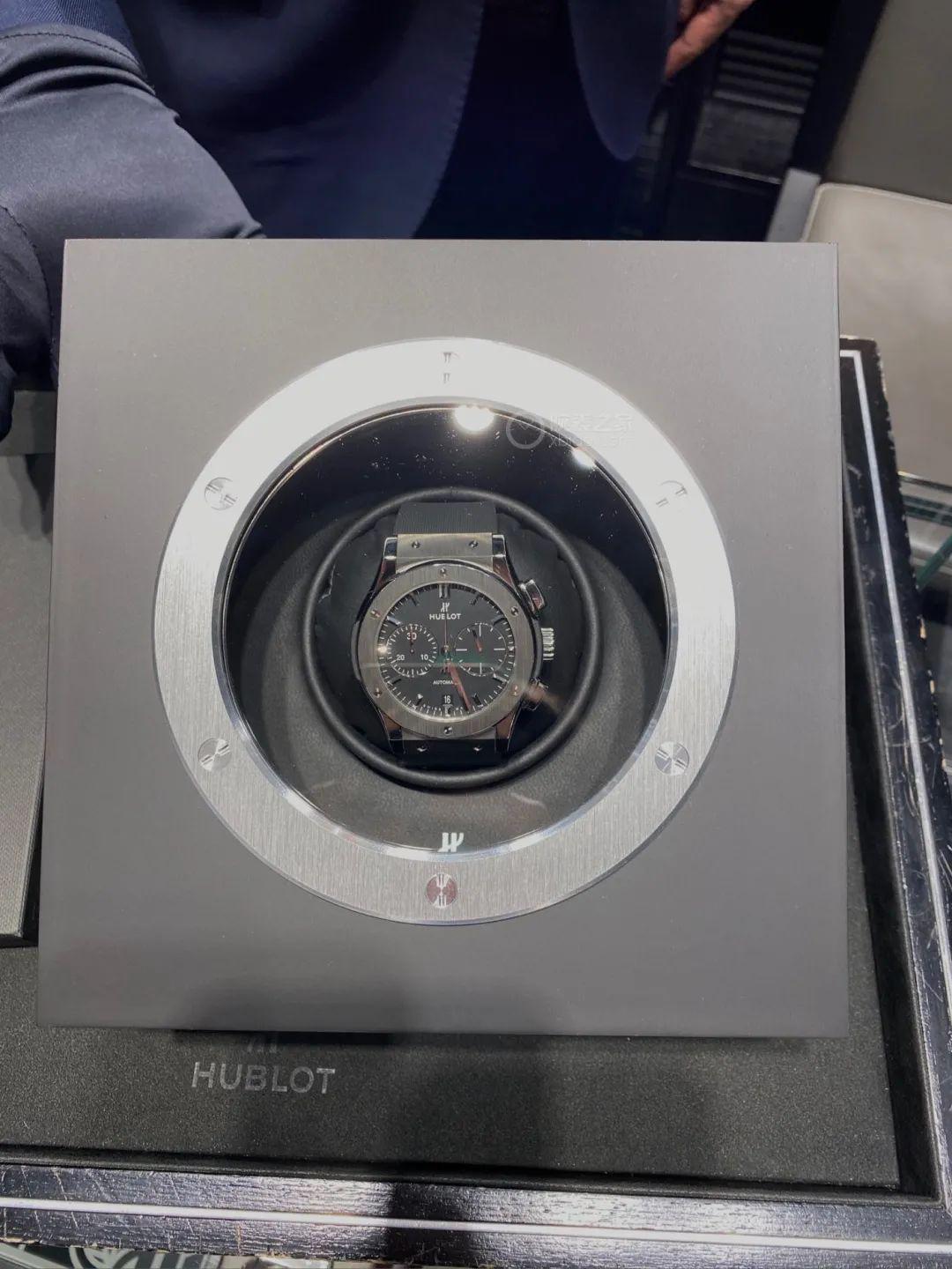 ֻ�����˶�������������ں�