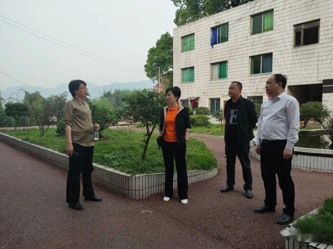市人大常委会主任刘朝丽到宝源乡调研指导工作