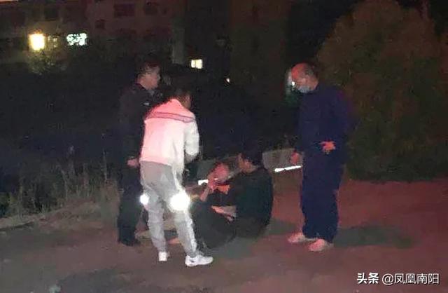 邓州女子欲跳楼,女子丈夫殴打救助民警被拘留...