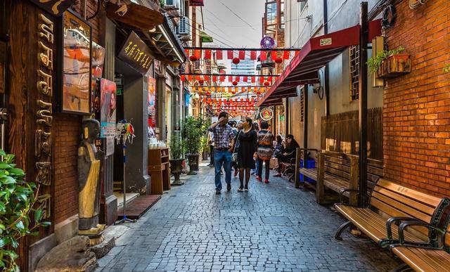 中国旅游一年gdp多少钱_中国gdp增长图(3)