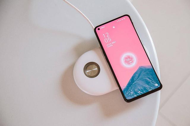 首个量产40W无线闪充！OPPO Ace2解决传统无线充三大难题