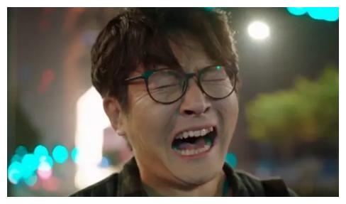 四十岁人生舞台的短剧，四十岁人生舞台的短剧，岁月舞台上的蜕变