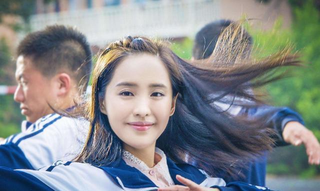 三十而已悠悠扮演者叫什么名 b5864d2f9a0f4a71b83f30d7ec30771c.jpeg