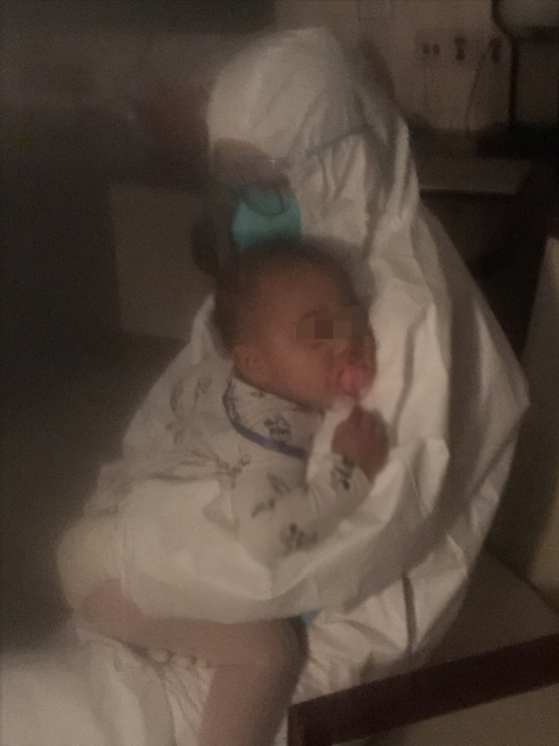 『医学』3个宝宝留在医学观察点，广州医生成临时保育员外籍夫妇确诊