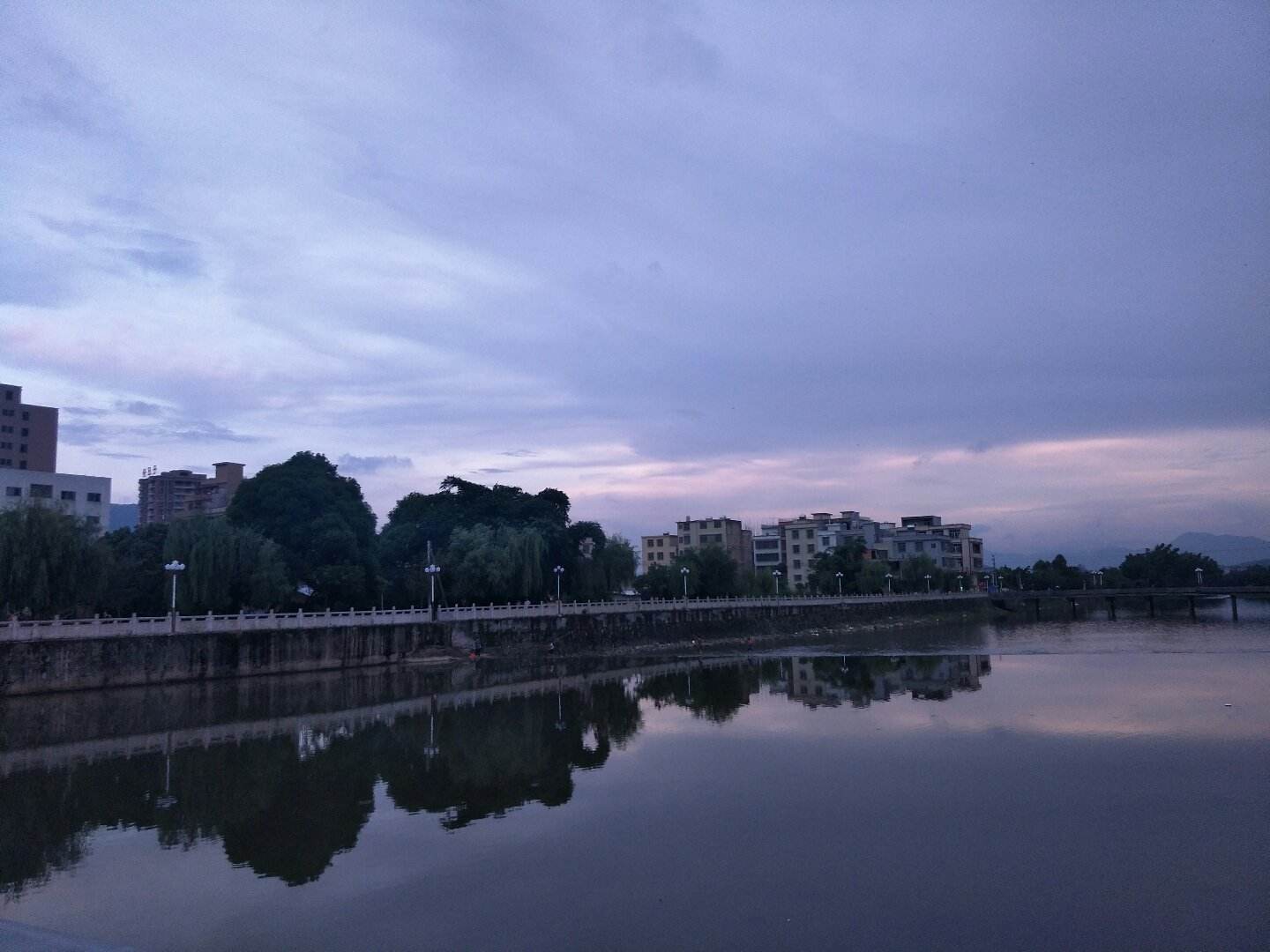 越南2019gdp相当于中国哪个省_越南河内属于哪个省(2)
