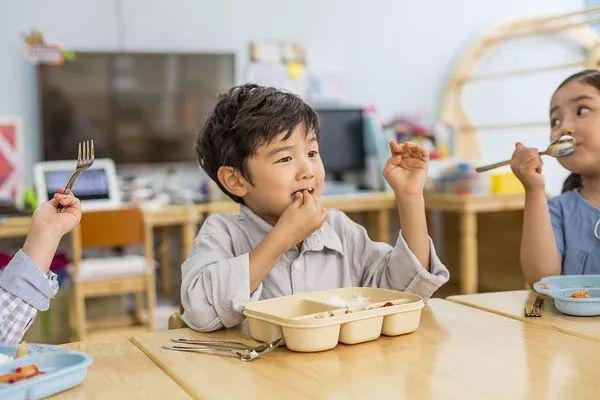 『影响』四个信号说明孩子缺锌了, 不重视会影响智力发育