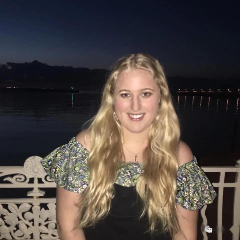 丹妮最后和谁在一块了 0bcfaa1b49f240d1b9bdc414e77c0a25.jpeg