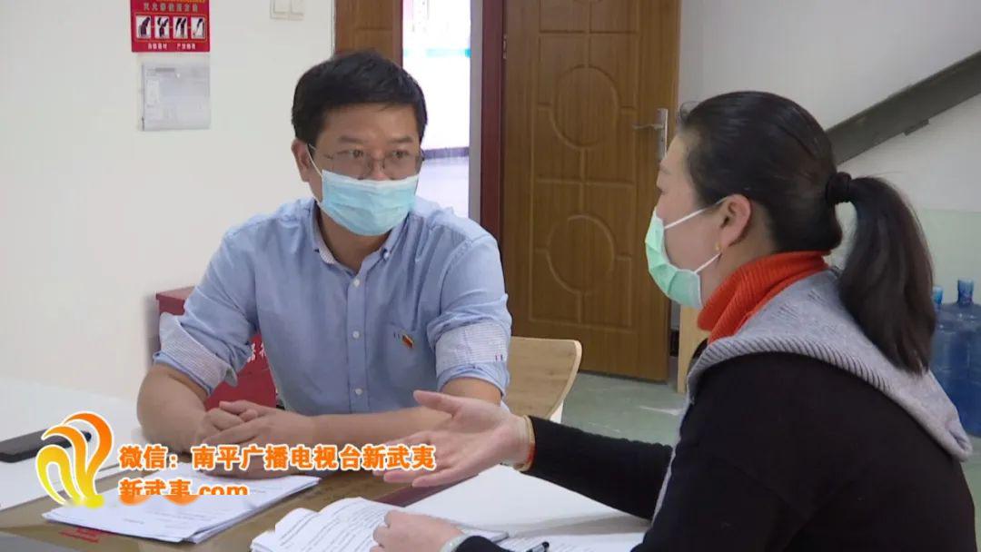 在帮助企业做好疫情防控同时,黄万钦还密集走访了南平市金融监管局