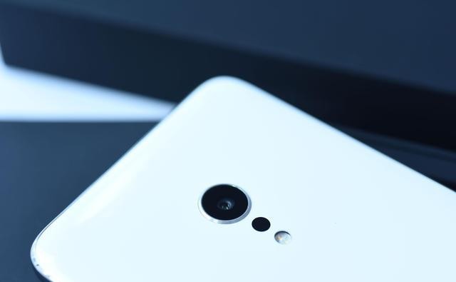 手机怎么检查摄像头检测器 23b10b6343704019a34a5a76cb819dfb.jpeg