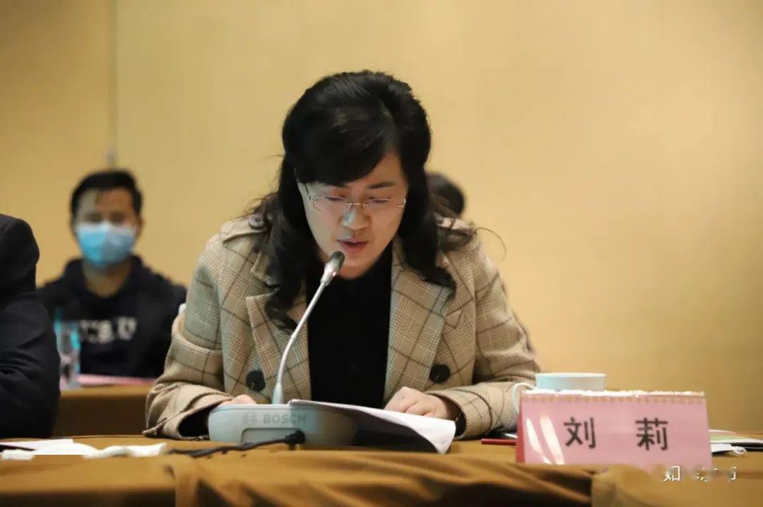 搬经镇党委书记刘莉介绍黑塌菜标准化生产和规模基地建设等情况如今