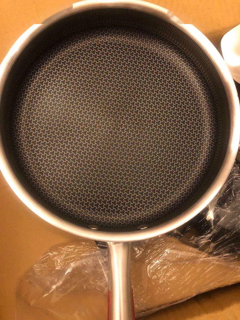 不粘锅直播特价 50b533e05b534eae880e7a39cb6701cb.jpeg