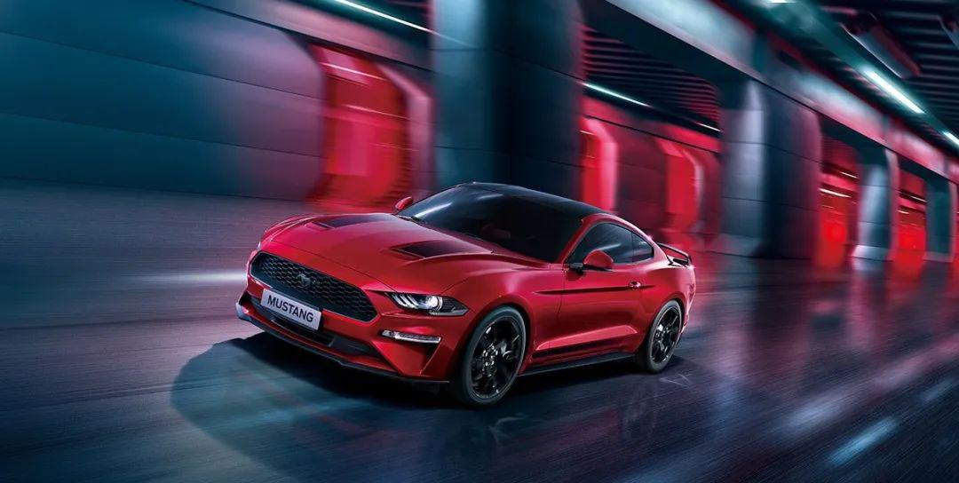 2020款福特Mustang正式上市 经典掠光绿复刻归来，偶像跑车性能再进阶