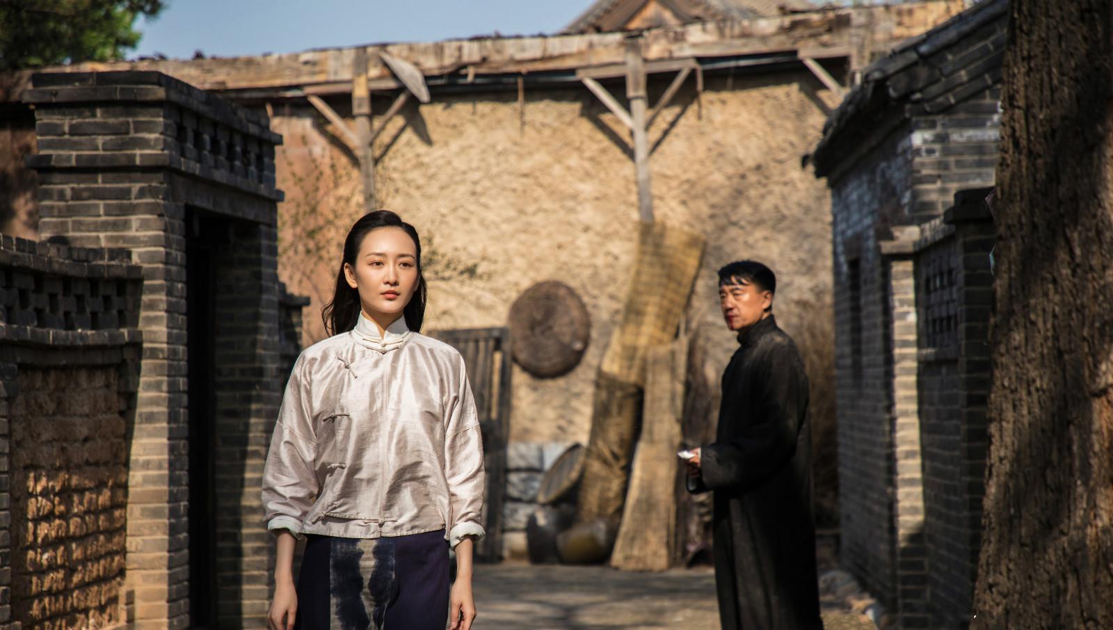 杨幂和王鸥到底谁的演技更胜一筹,《芝麻胡同》能成王鸥代表作吗