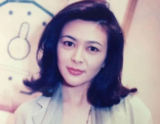 十三姨关之琳感情 95b95c1a61674648b1f9870b8a27a13d.jpeg