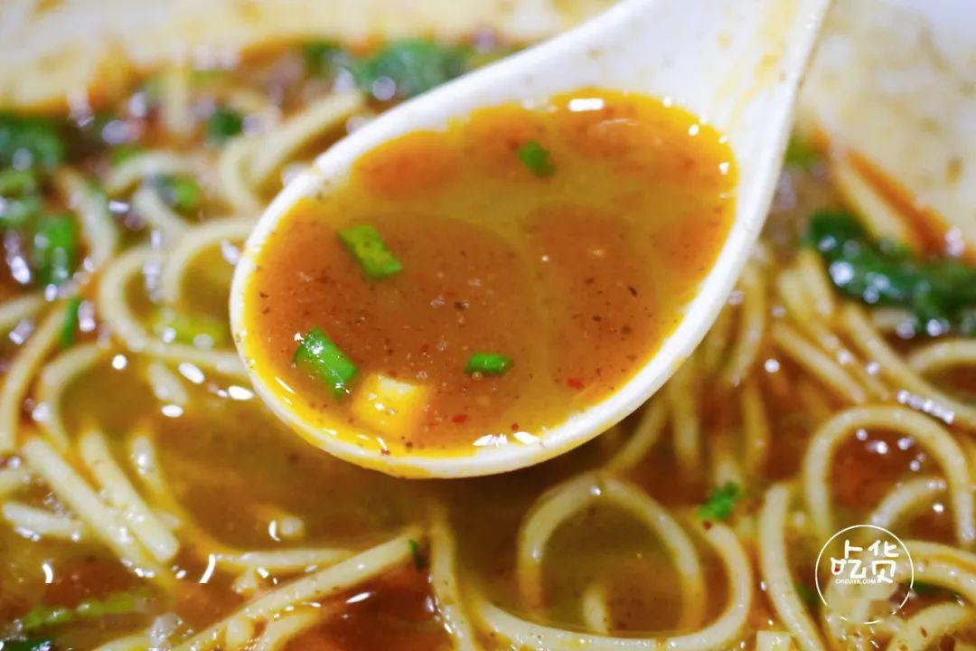 就吃驻马店老字号襄阳名吃—李记牛杂面(原光明小区对面新开二分店)不