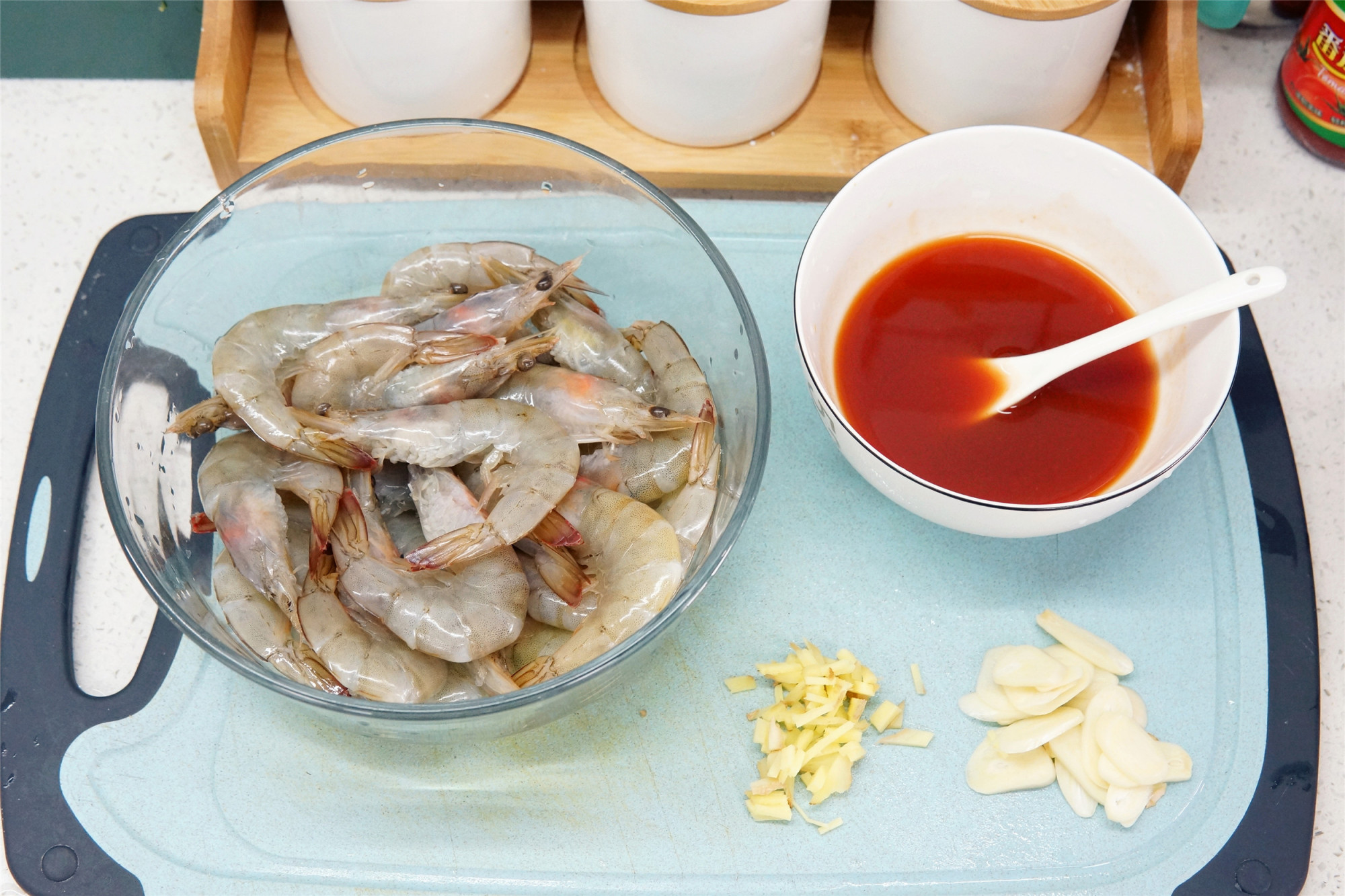 孩子:大虾都不爱吃,只用多加一味料,一顿饭能吃十多只孩子挑食