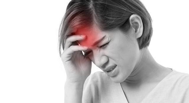 原创有高血压的人要注意，头部出现4种症状，可能会引发脑血栓