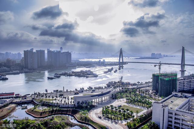 2019年gdp 海口_海口2011年(2)