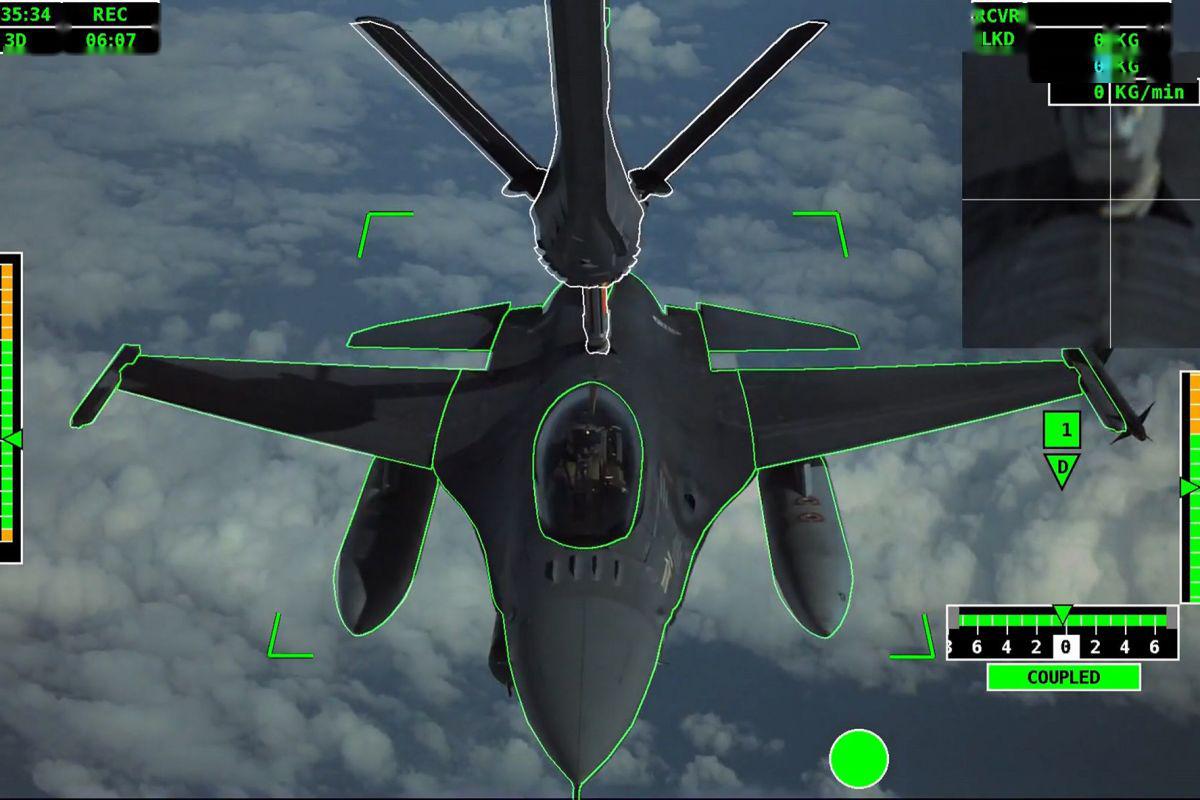 空客公司宣布首次实现全自动空中加油试验 1 全自动空中加油
