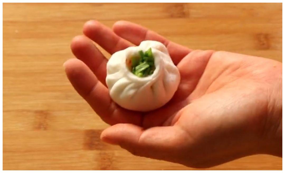 怎样做包子不粘蒸笼布 23e7e3dd8b3f49fe82799de96a365a47.jpeg