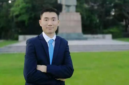 张正：他们是在逃避现实吗？北航还有浙大的毕业生选择重新高考