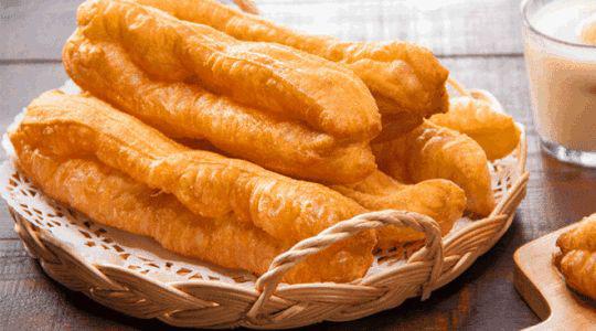 油条配什么吃营养 5c7788a042374eafa36f08cd2a3b848d.jpeg