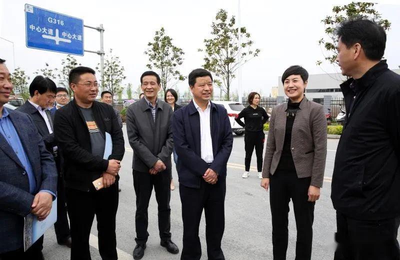 4月19日,宝鸡市太白县委副书记,县长张建科率党政代表团一行24人来我