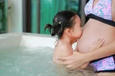 『妈妈』你平时洗澡，真的会洗了吗？孕妈妈洗澡有讲究