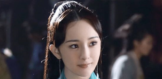 杨幂录制《王牌对王牌》?看到她的出场方式,忍不住回放好几遍