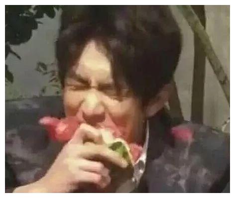 求网恋照片 b9a3f08171fe447fb51476cae68945a5.jpeg