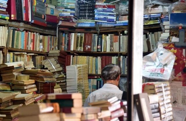 沙区有个二手图书市场,可惜即将消逝了