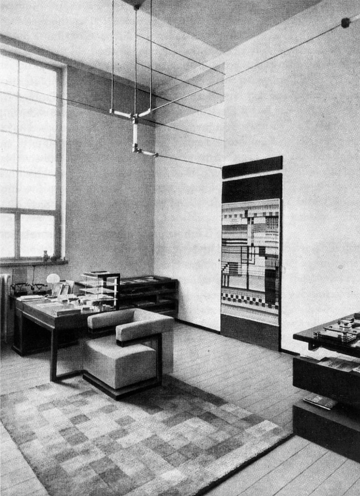 1914年,瓦尔特·格罗皮乌斯(walter gropius)在科隆制造联盟展上致力