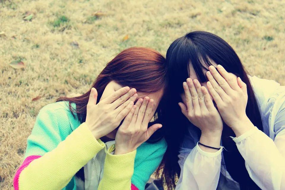 "闺蜜"英语怎么说?可千万别说"good friend"