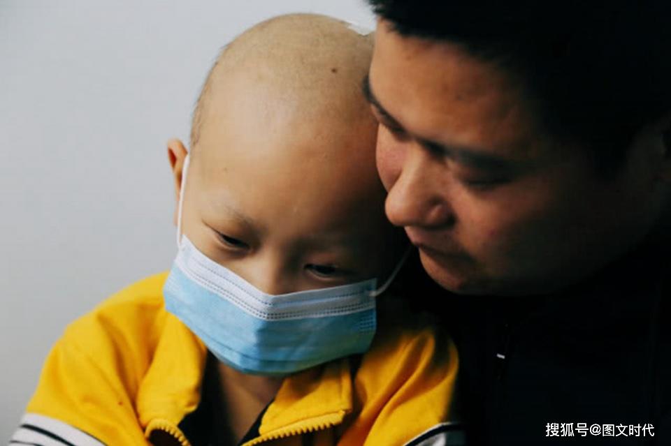 孙成凯■等待移植时问妈妈：换了骨髓我还是你儿子吗血癌男童化疗后复发