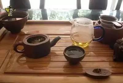 老板只做三件事:融资,用人,喝茶(绝对精辟)