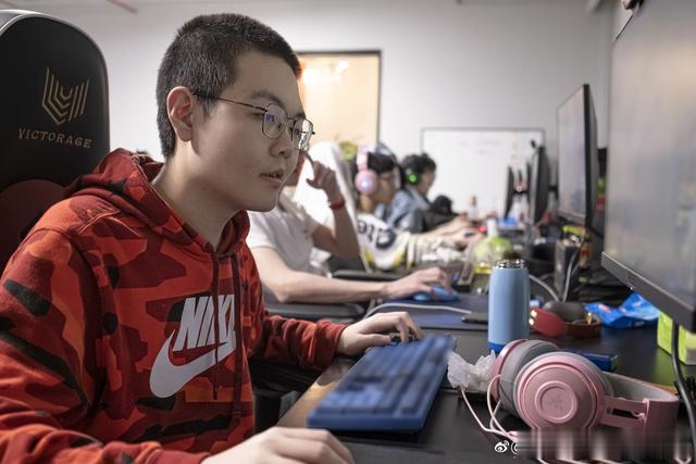 369,karsa,knight,jackeylove, yuyanjia 教练:crescent 辅助教练:ts