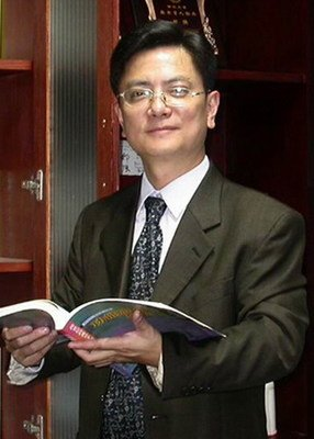 原创浙江大学教授郑强痛批英语的作用被过度夸大！高考英语该弱化吗？