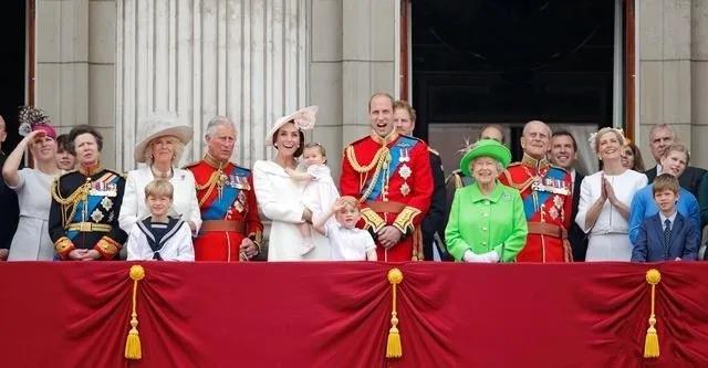 低调过生日，英国女王取消礼炮庆祝活动