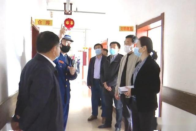 张黎检查重点场所疫情防控和安全生产工作